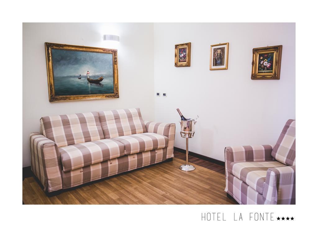 La Fonte Hotel Ome ภายนอก รูปภาพ