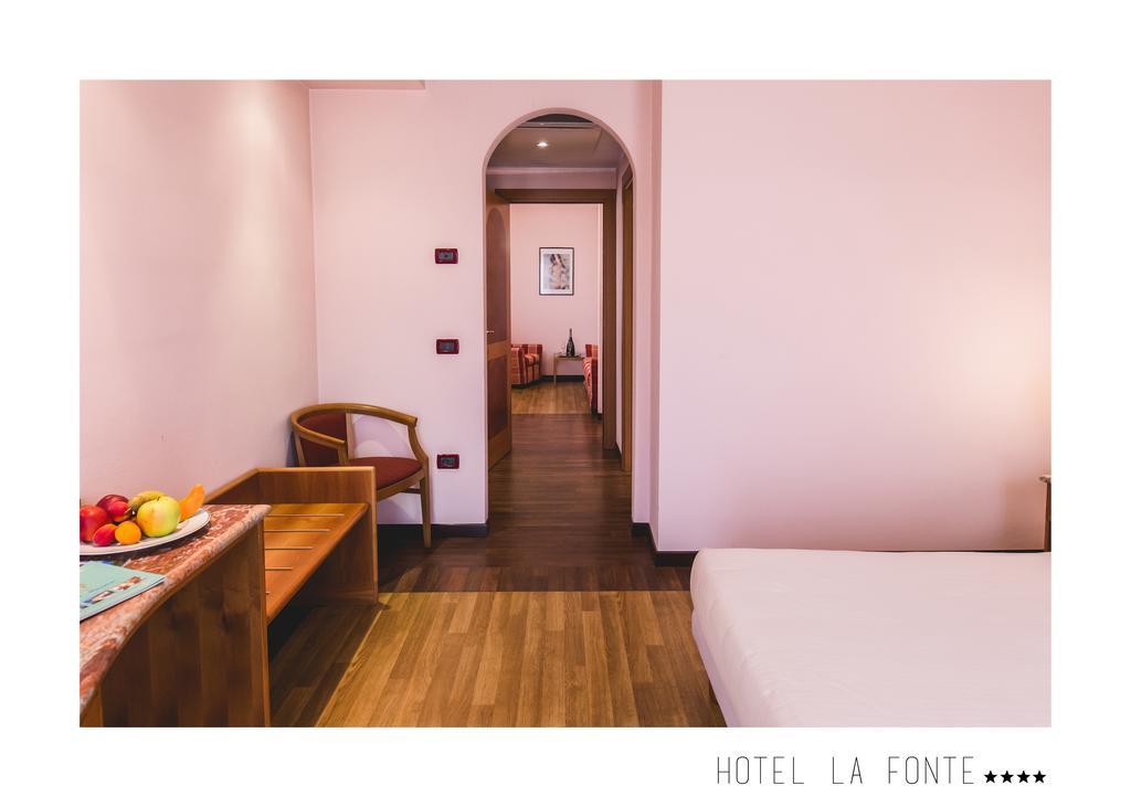 La Fonte Hotel Ome ภายนอก รูปภาพ