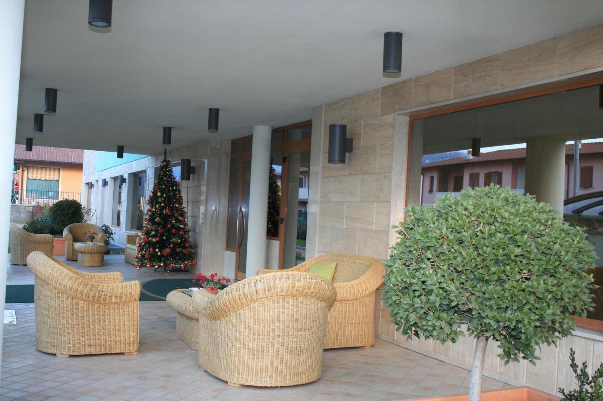 La Fonte Hotel Ome ภายนอก รูปภาพ