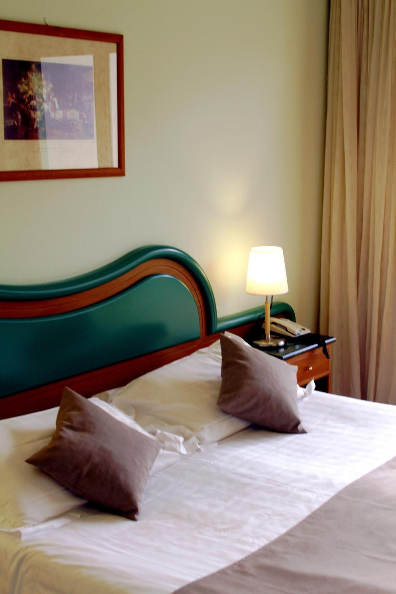 La Fonte Hotel Ome ภายนอก รูปภาพ