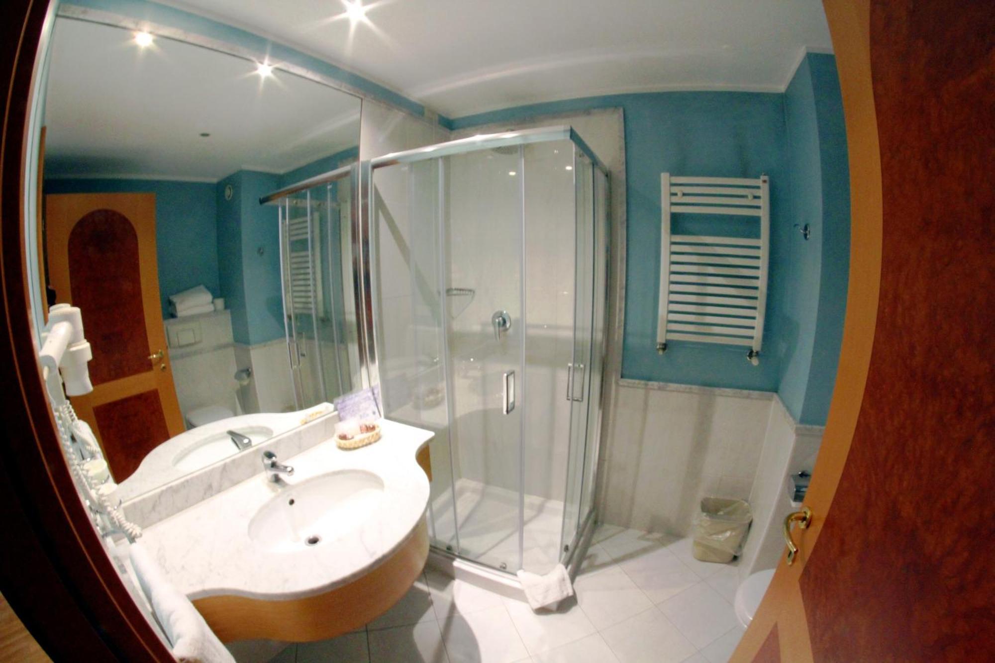 La Fonte Hotel Ome ภายนอก รูปภาพ