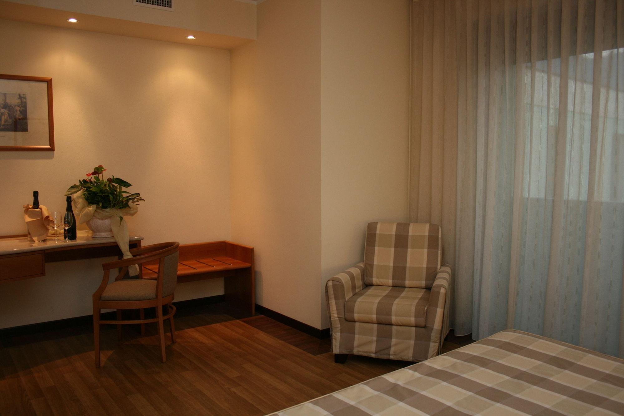 La Fonte Hotel Ome ภายนอก รูปภาพ